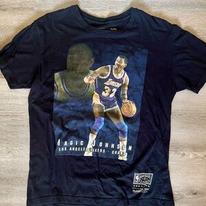 Mitchell & Ness Magic Johnson Lakers T-Shirt